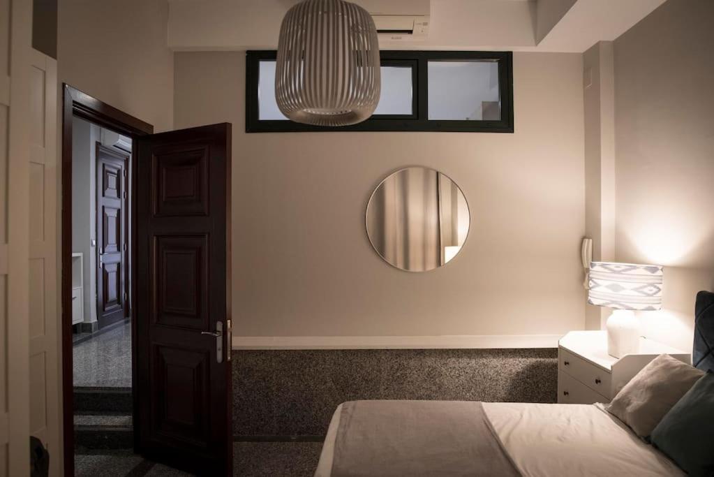 Apartamento En Centro Historico Con Patio Romano San Lorenzo de El Escorial ภายนอก รูปภาพ